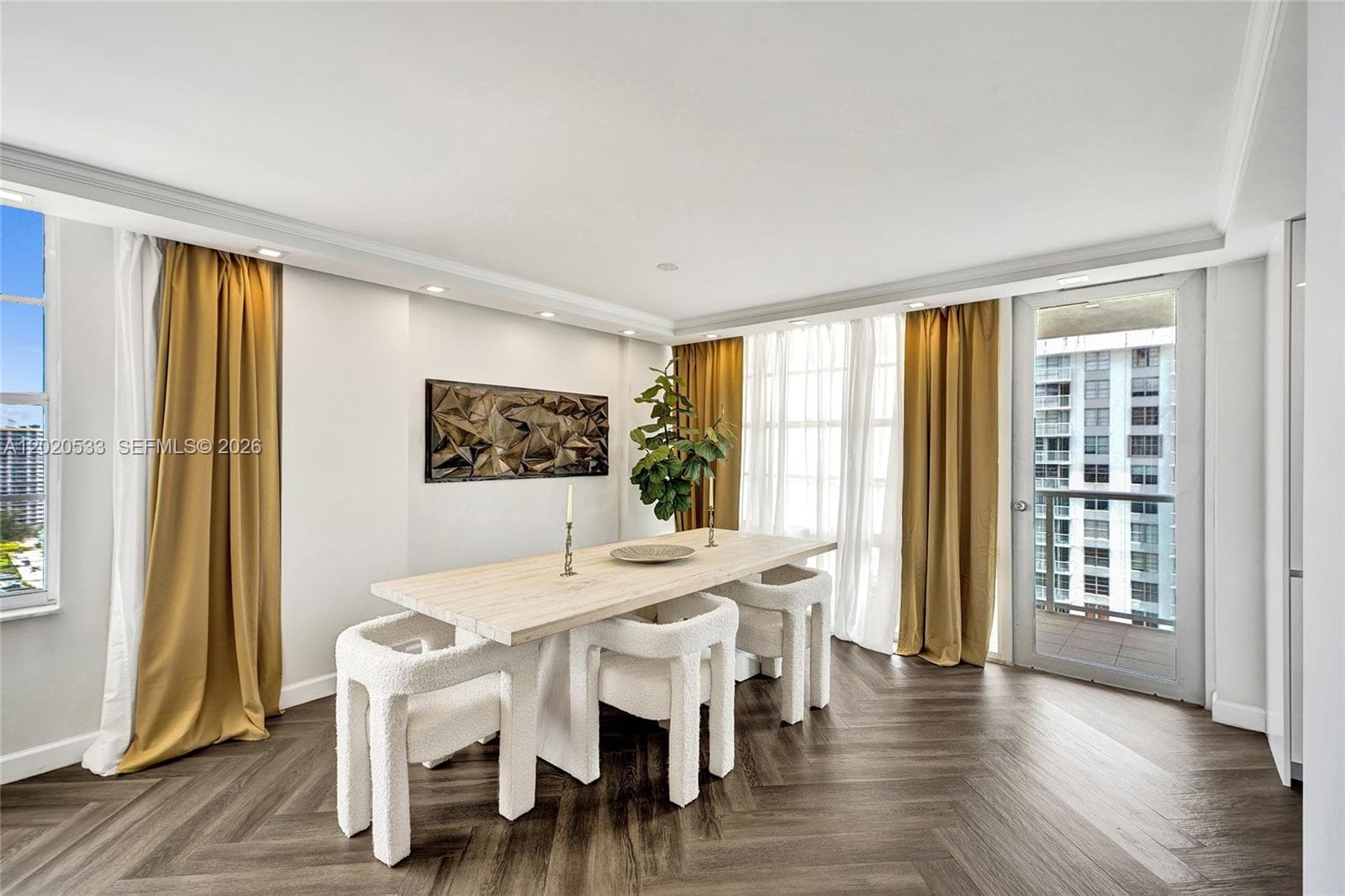 WINSTON TOWER 300 · #2112 in Sunny Isles Beach - Photo 26