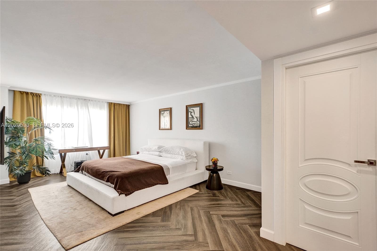 WINSTON TOWER 300 · #2112 in Sunny Isles Beach - Photo 14