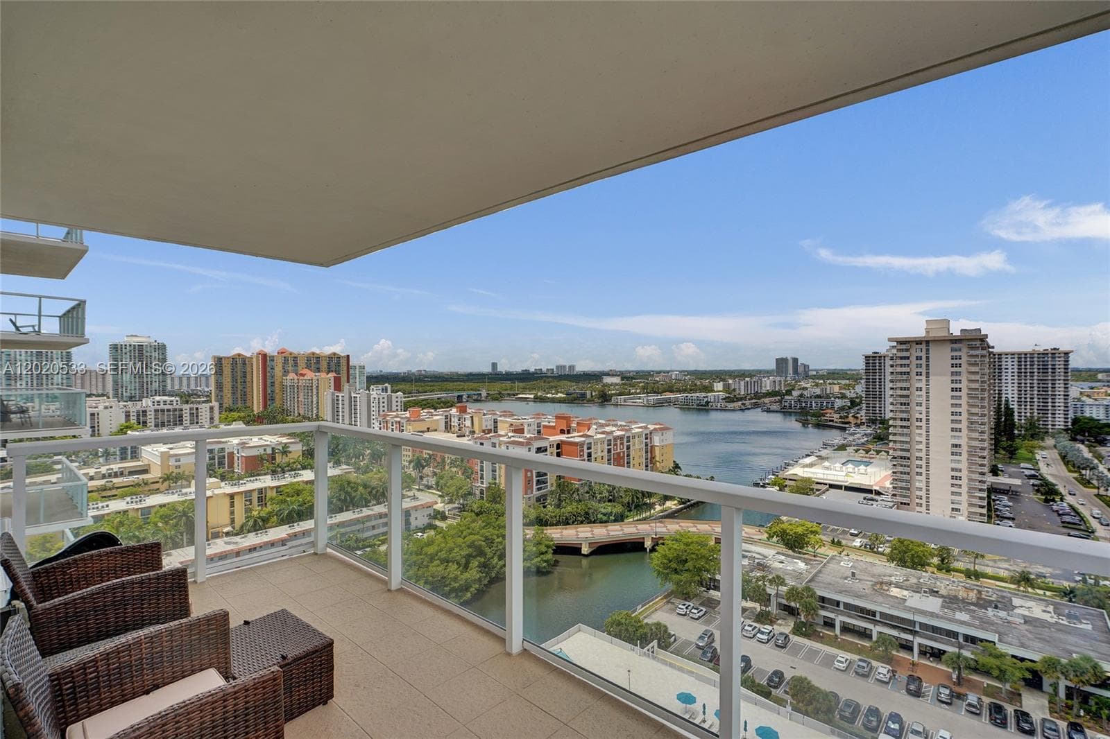 WINSTON TOWER 300 · #2112 in Sunny Isles Beach - Photo 37
