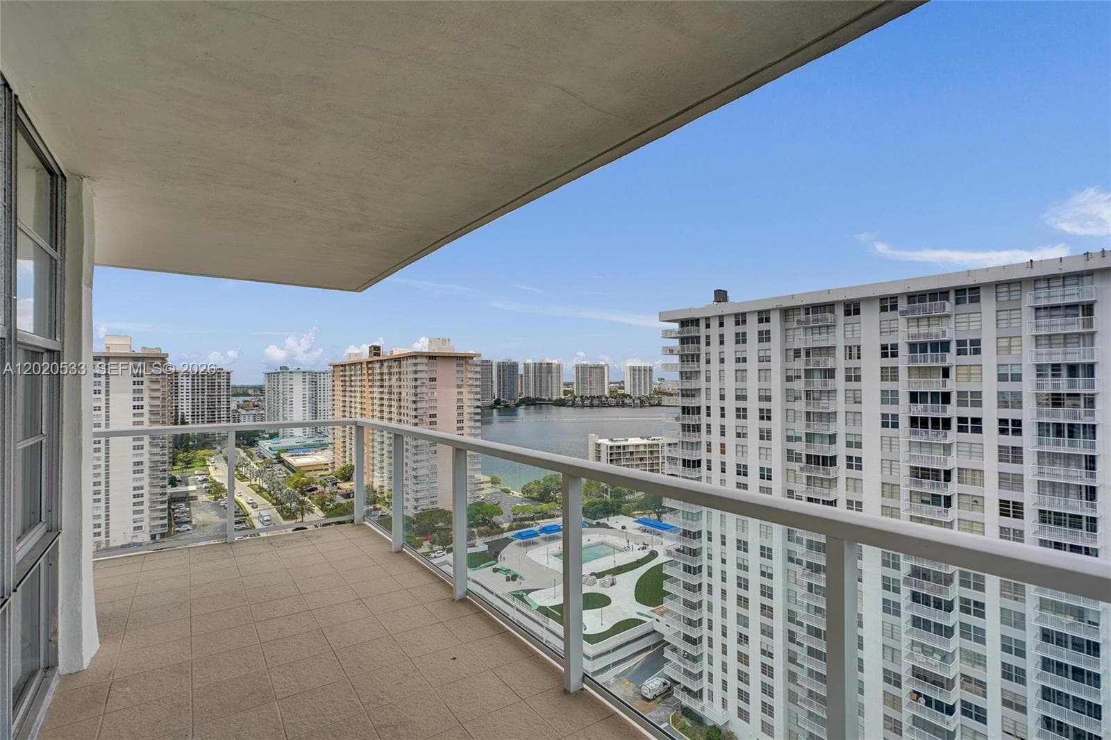 WINSTON TOWER 300 · #2112 in Sunny Isles Beach - Photo 31