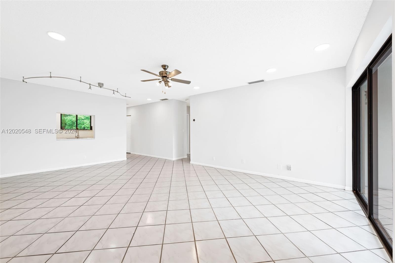Boca terrace Condo · #204 in Boca Raton - Photo 3