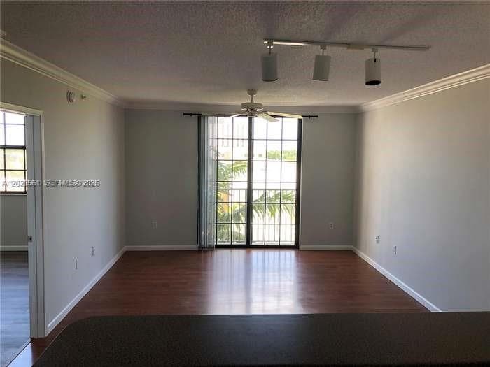 REGENT PARK · #619A in Hollywood - Photo 9