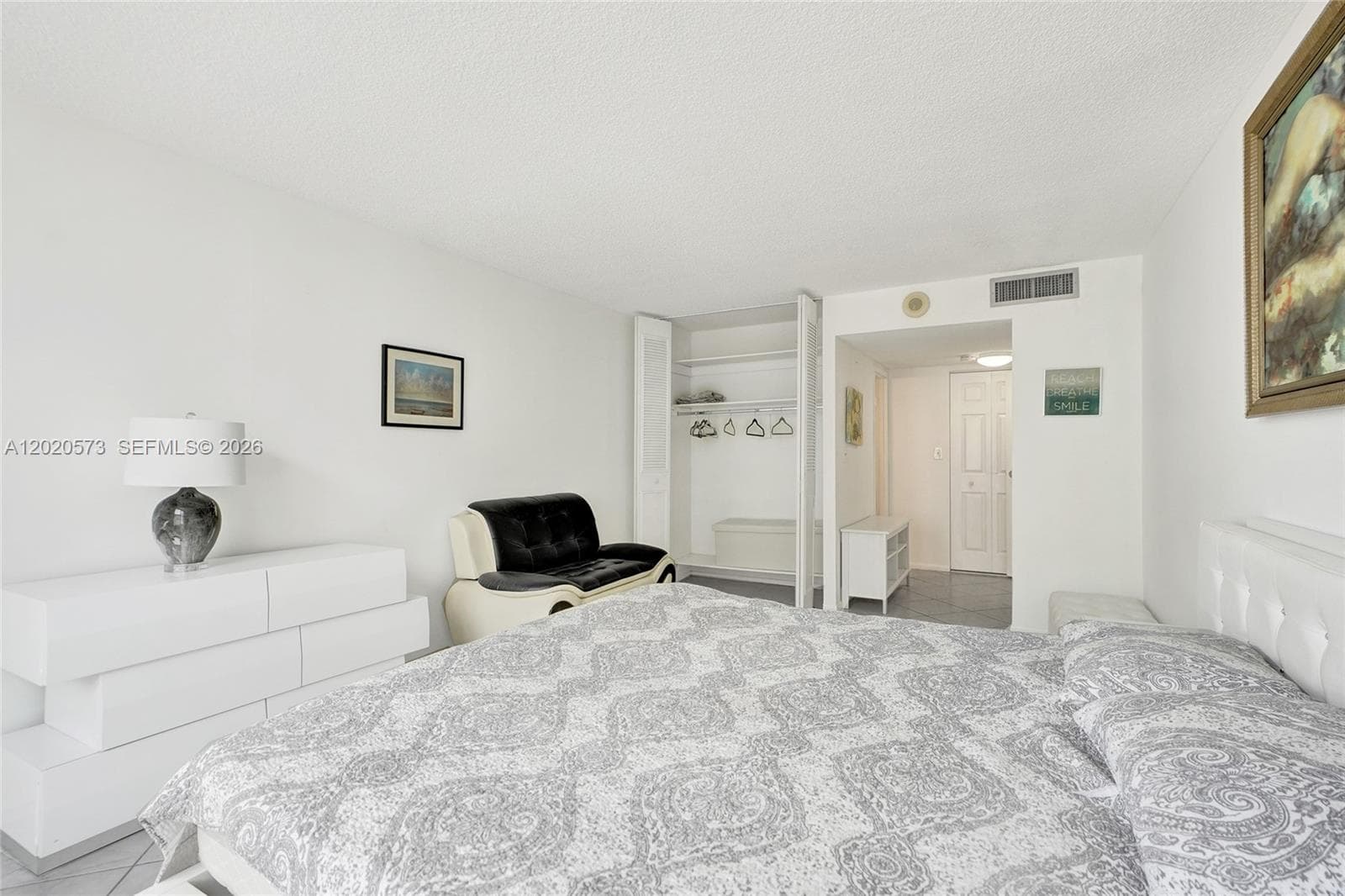 WINSTON TOWERS 400 · #1611 in Sunny Isles Beach - Photo 16