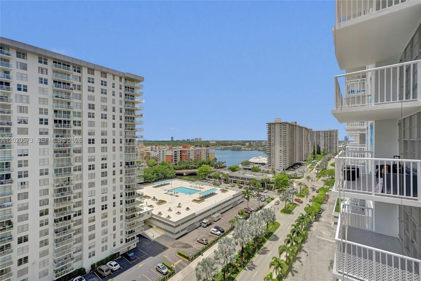 WINSTON TOWERS 400 · #1611 in Sunny Isles Beach - Photo 26