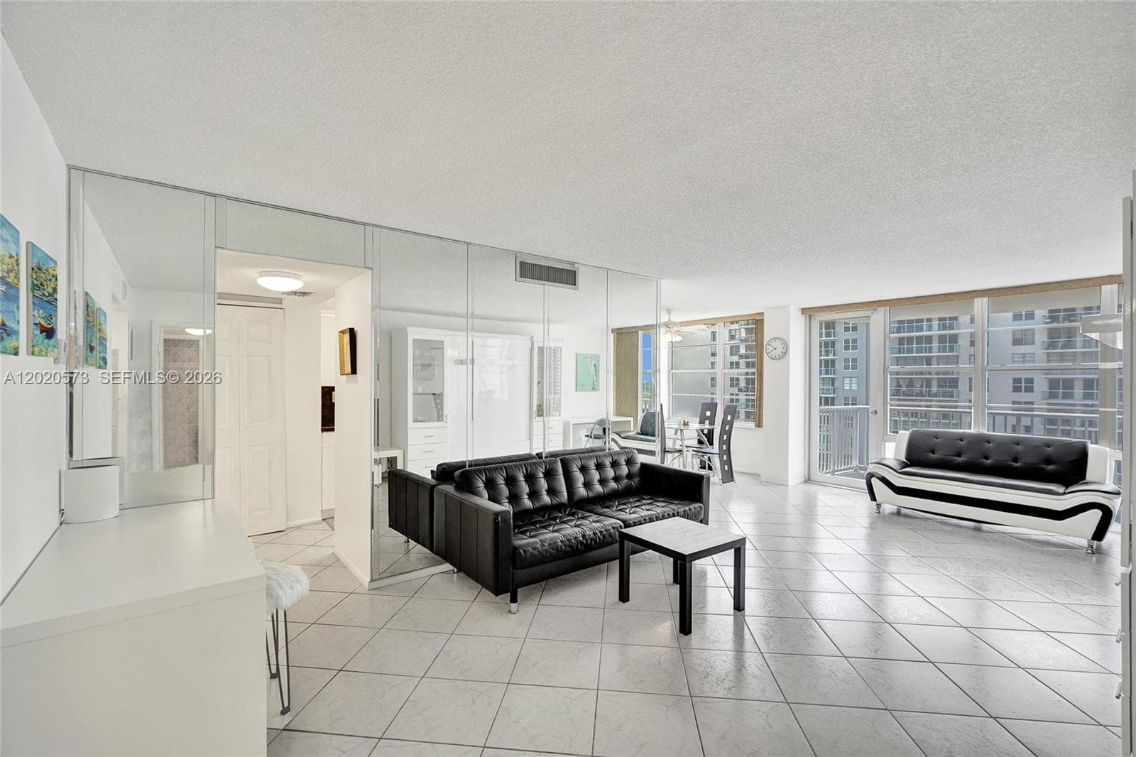 WINSTON TOWERS 400 · #1611 in Sunny Isles Beach - Photo 11