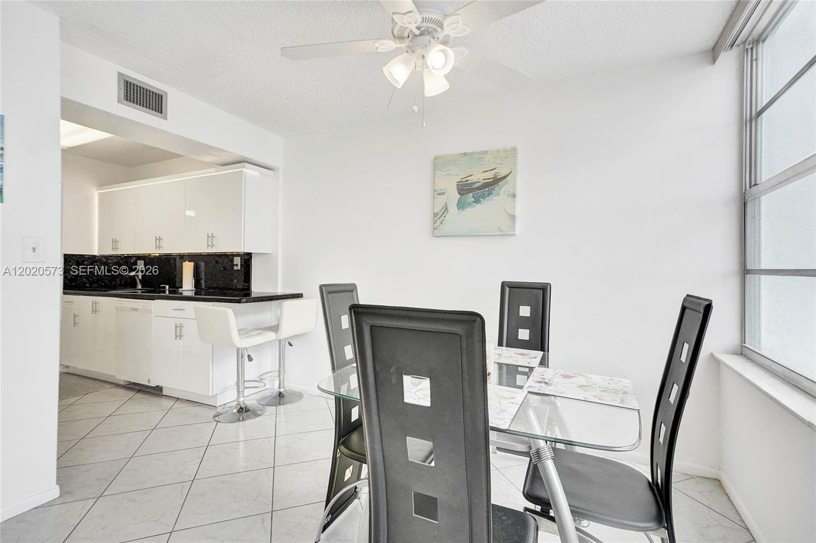 WINSTON TOWERS 400 · #1611 in Sunny Isles Beach - Photo 4