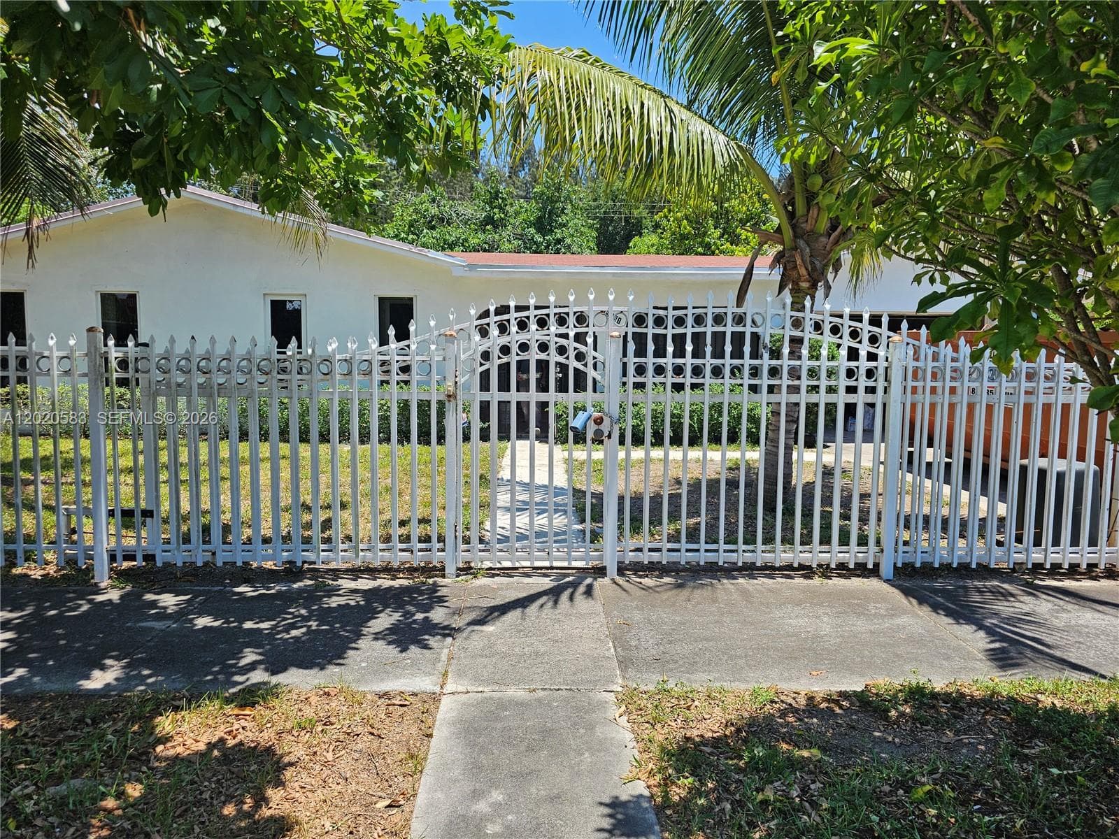 15851 NW 37th Ct photo 1