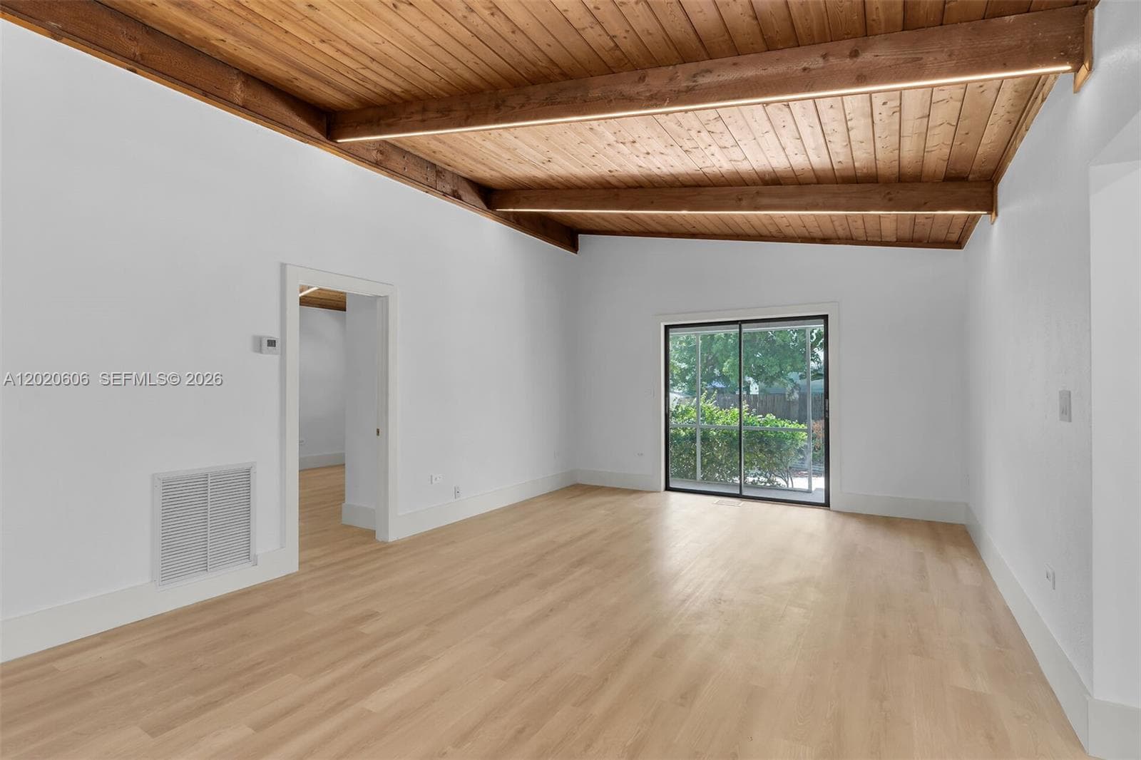 178 Coral Ave photo 13