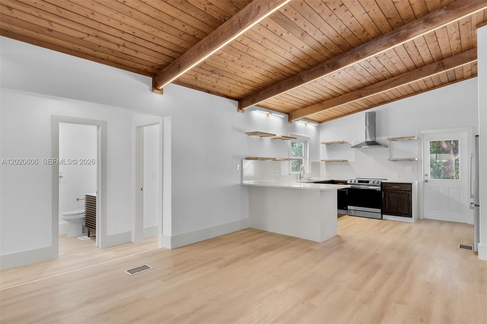 178 Coral Ave photo 17