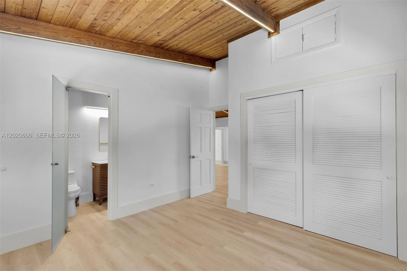178 Coral Ave photo 26
