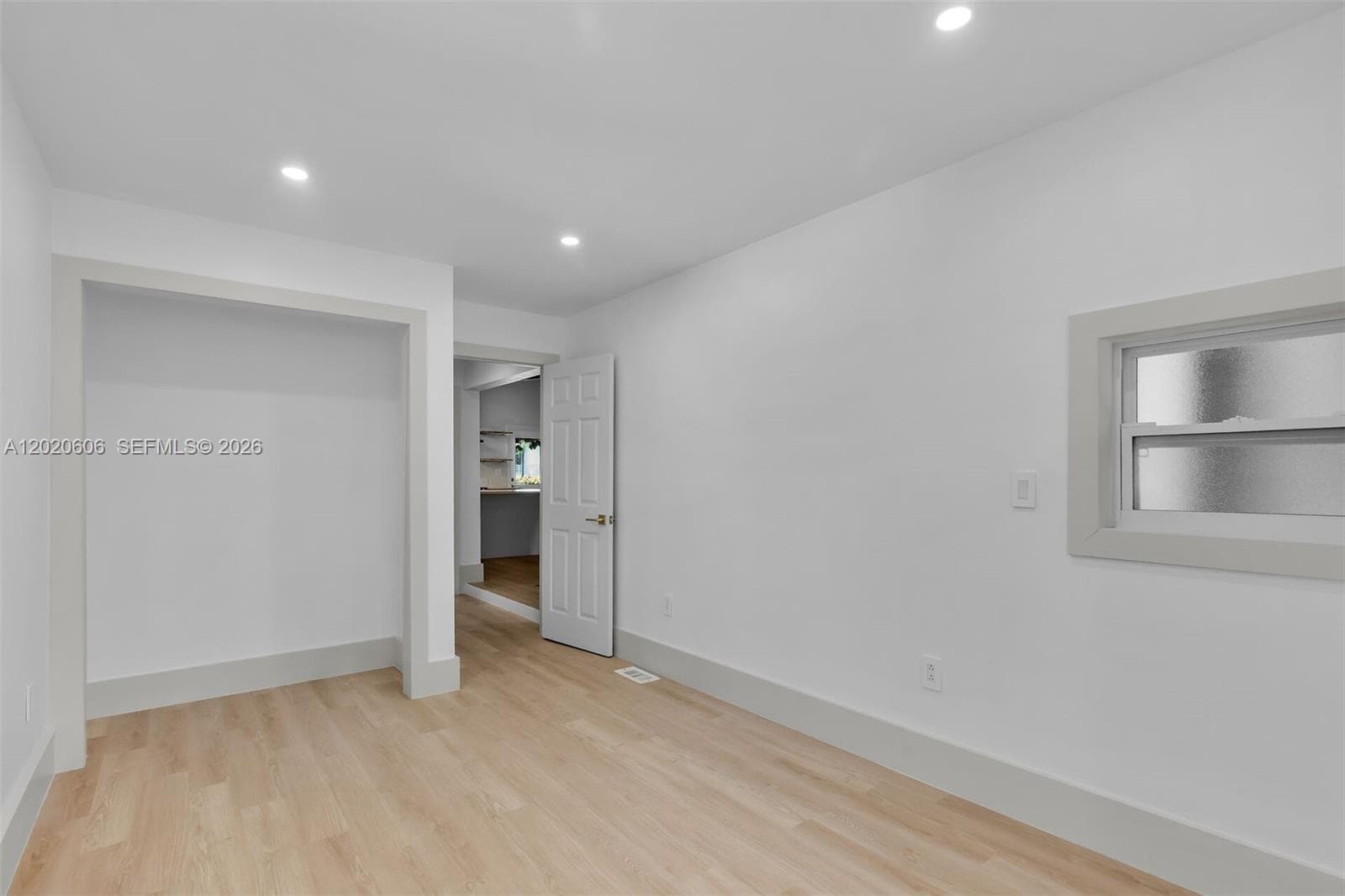 178 Coral Ave photo 32