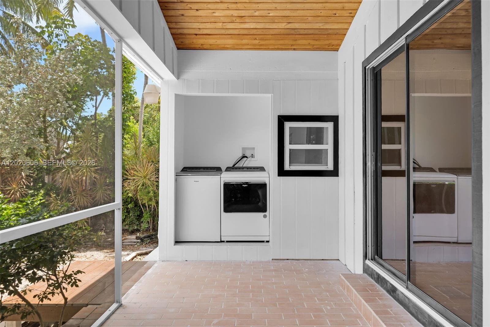 178 Coral Ave photo 41