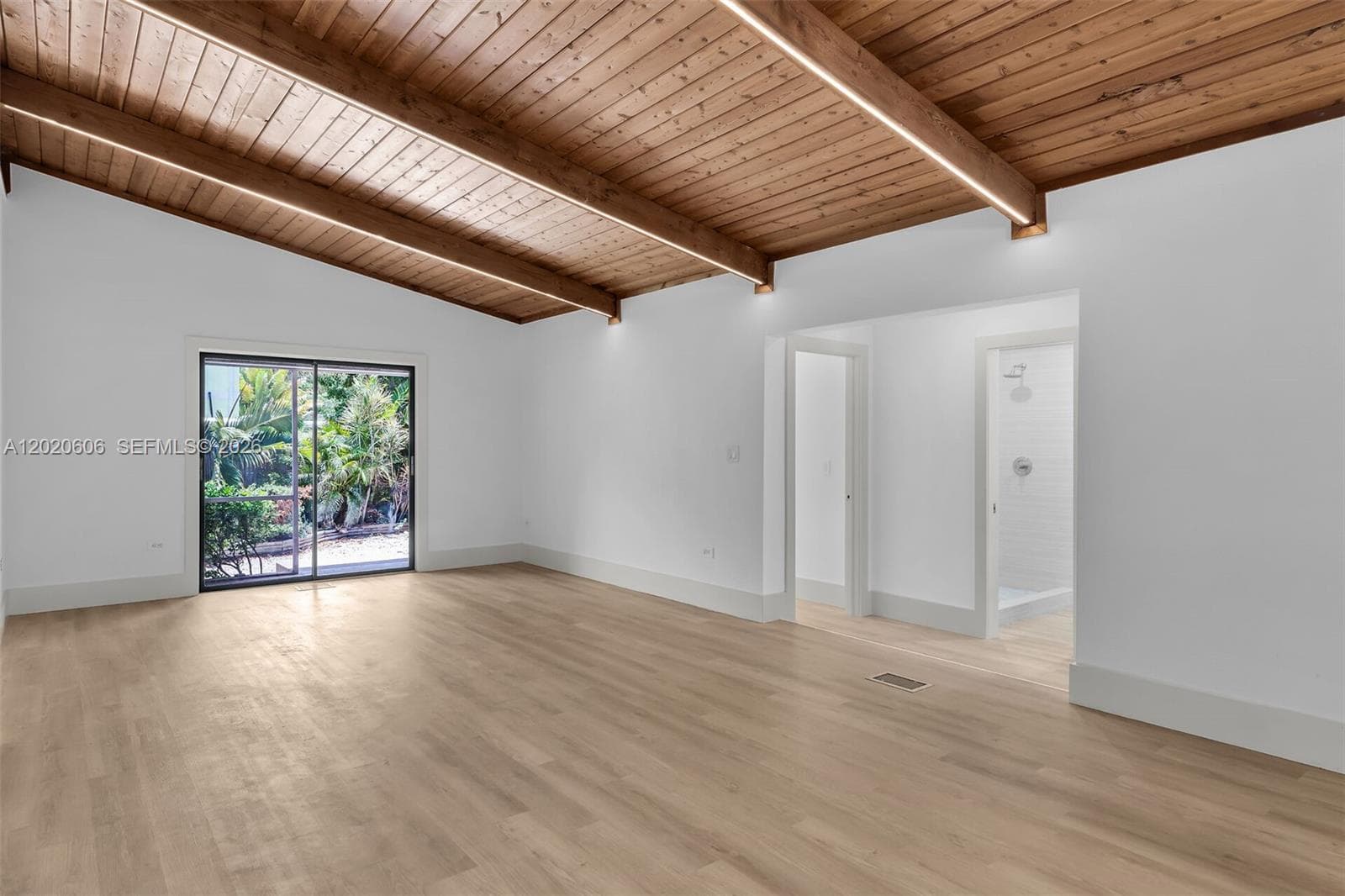 178 Coral Ave photo 11