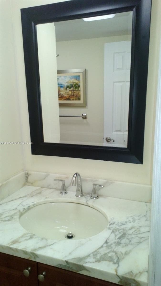LSOLEI AT HALLANDALE BEAC · #116 in Hallandale Beach - Photo 3