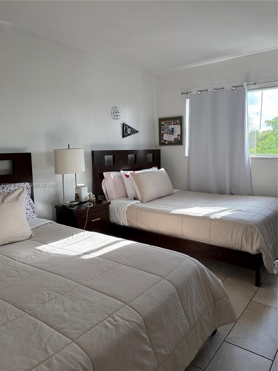 PARADISE BY THE SEA CONDO · #215 in Hallandale Beach - Photo 17