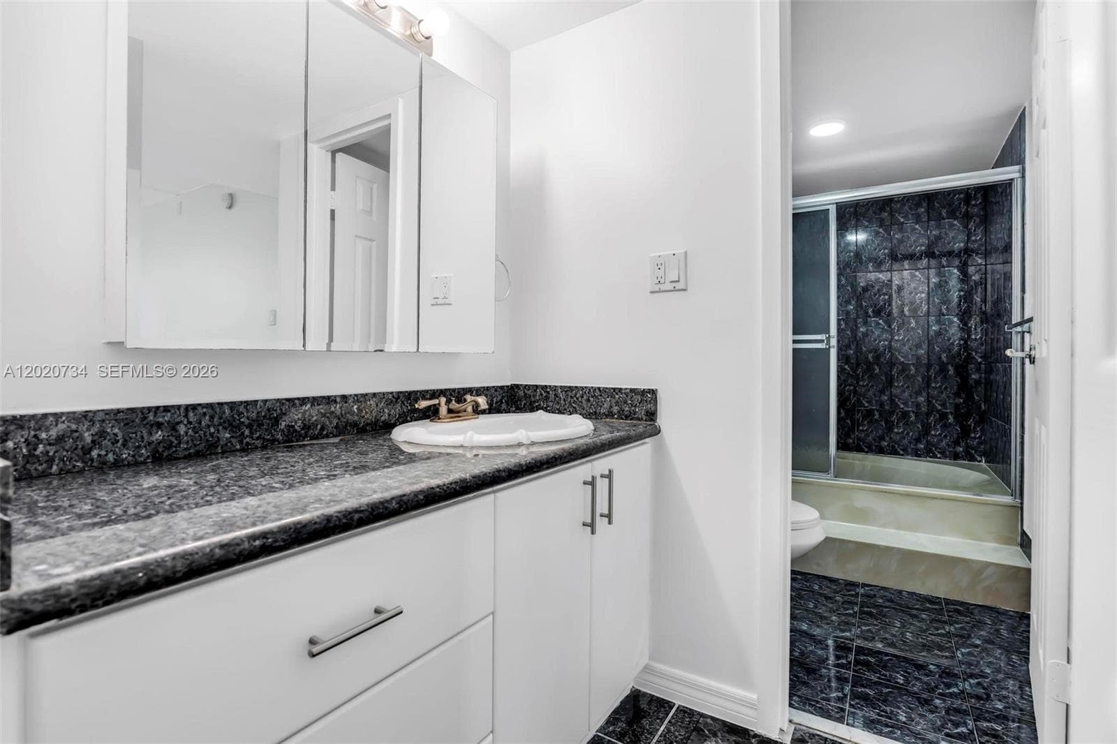 REEF NORTH CONDO · #3H in North Miami Beach - Photo 15