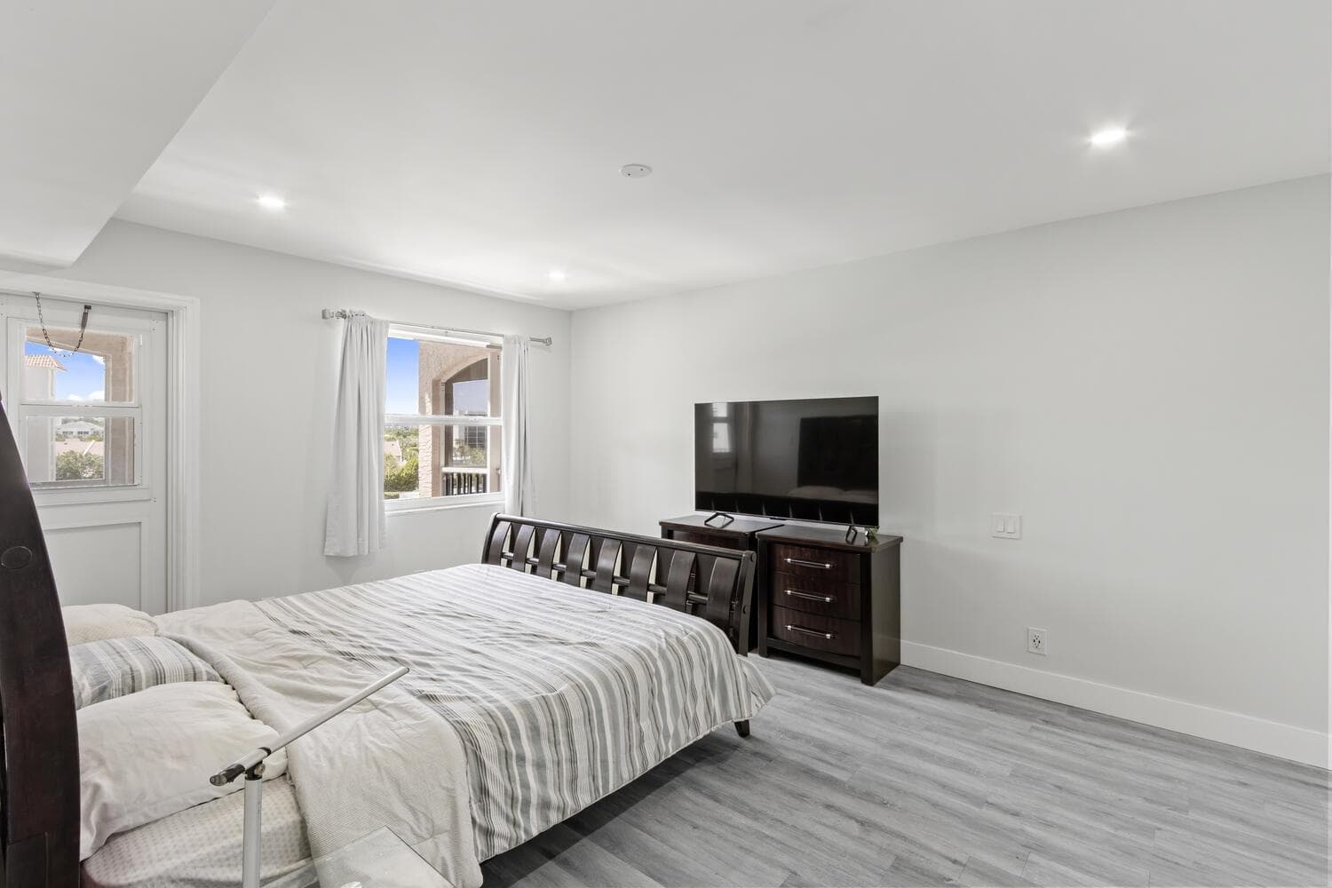 2871 N Ocean Blvd V443 Boca-large-020-02