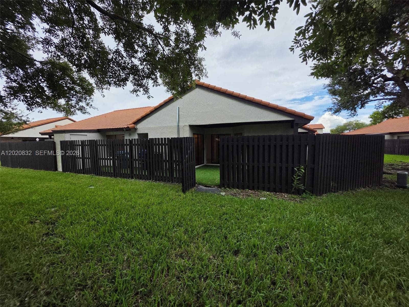 LAKES MEADOW VILG HOMES C · #54F in Miami - Photo 23