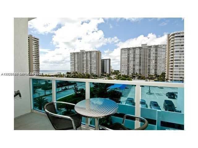 OCEAN MARINE YACHT CLUB C · #602 in Hallandale Beach - Photo 2