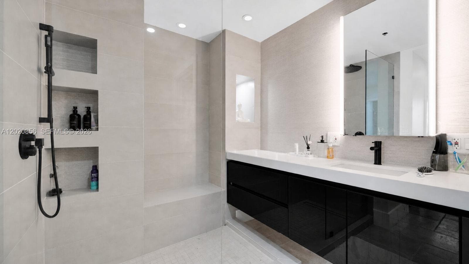 THE COLLINS CONDO · #L-107 in Miami Beach - Photo 11