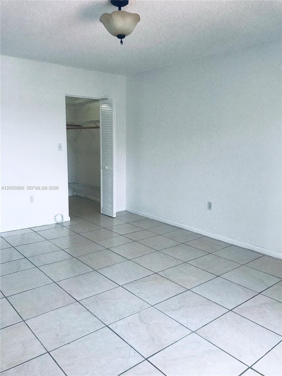 LAKEVIEW GARDENS · #B3006 in Hialeah - Photo 12