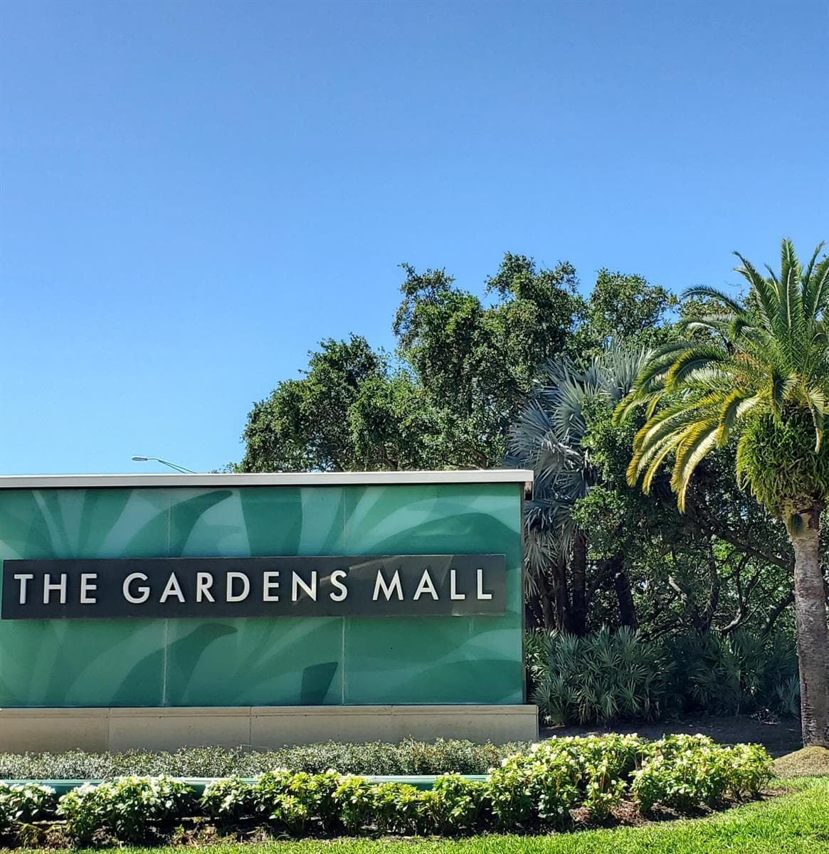 Gardens Mall Sign