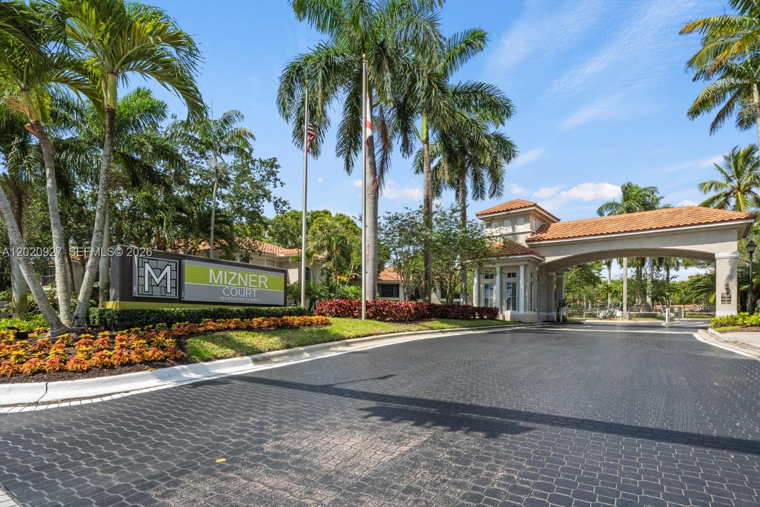 Mizner Court · #Valencia in Boca Raton - Photo 42