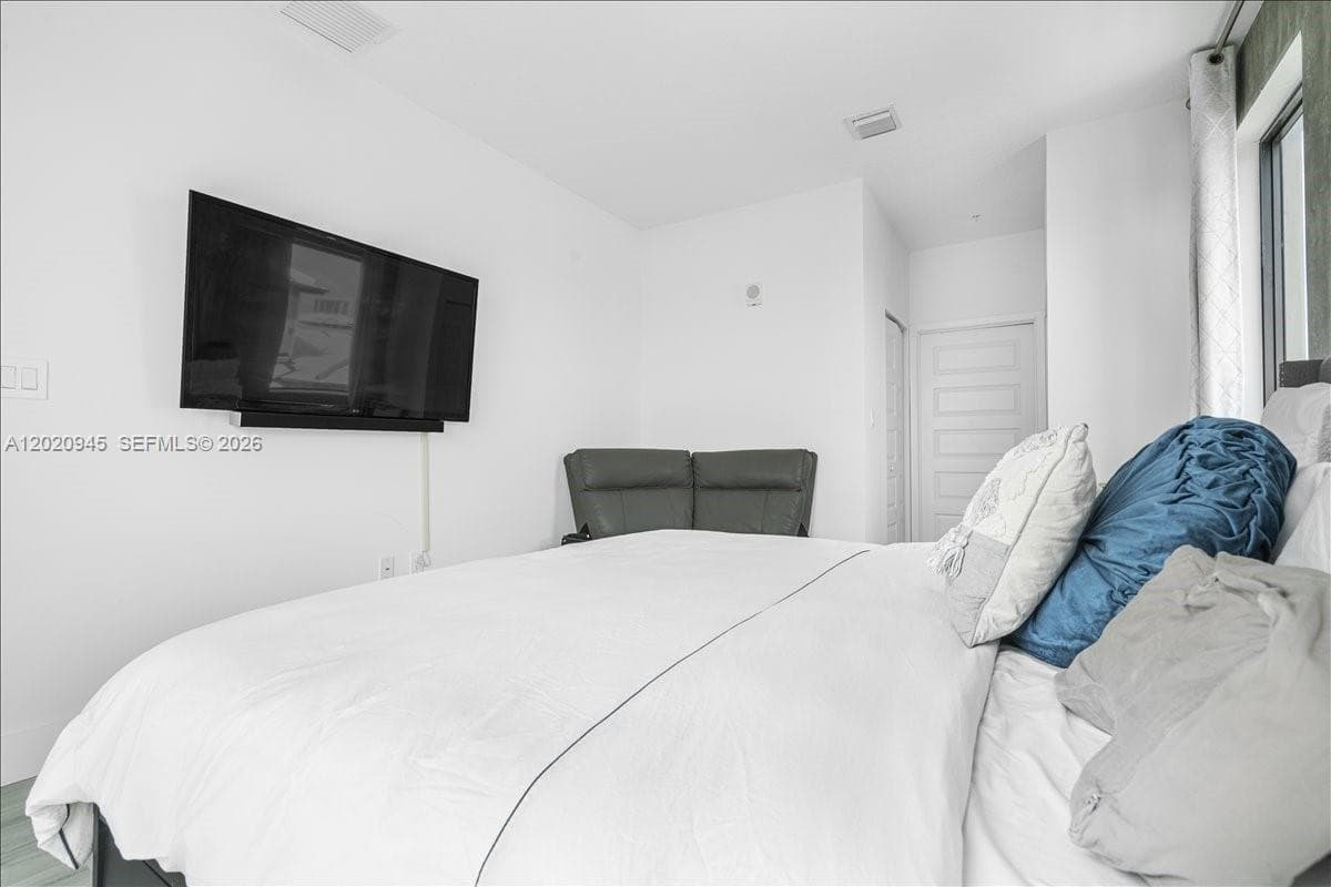 Urbana · #B-309 in Doral - Photo 25