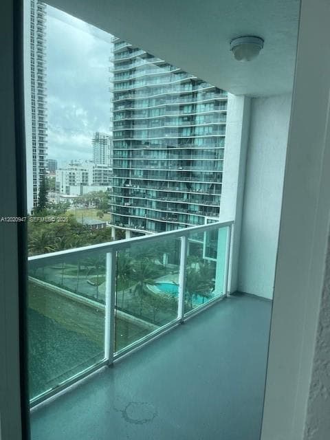 Moonbay of Miami · #1005 in Miami - Photo 3
