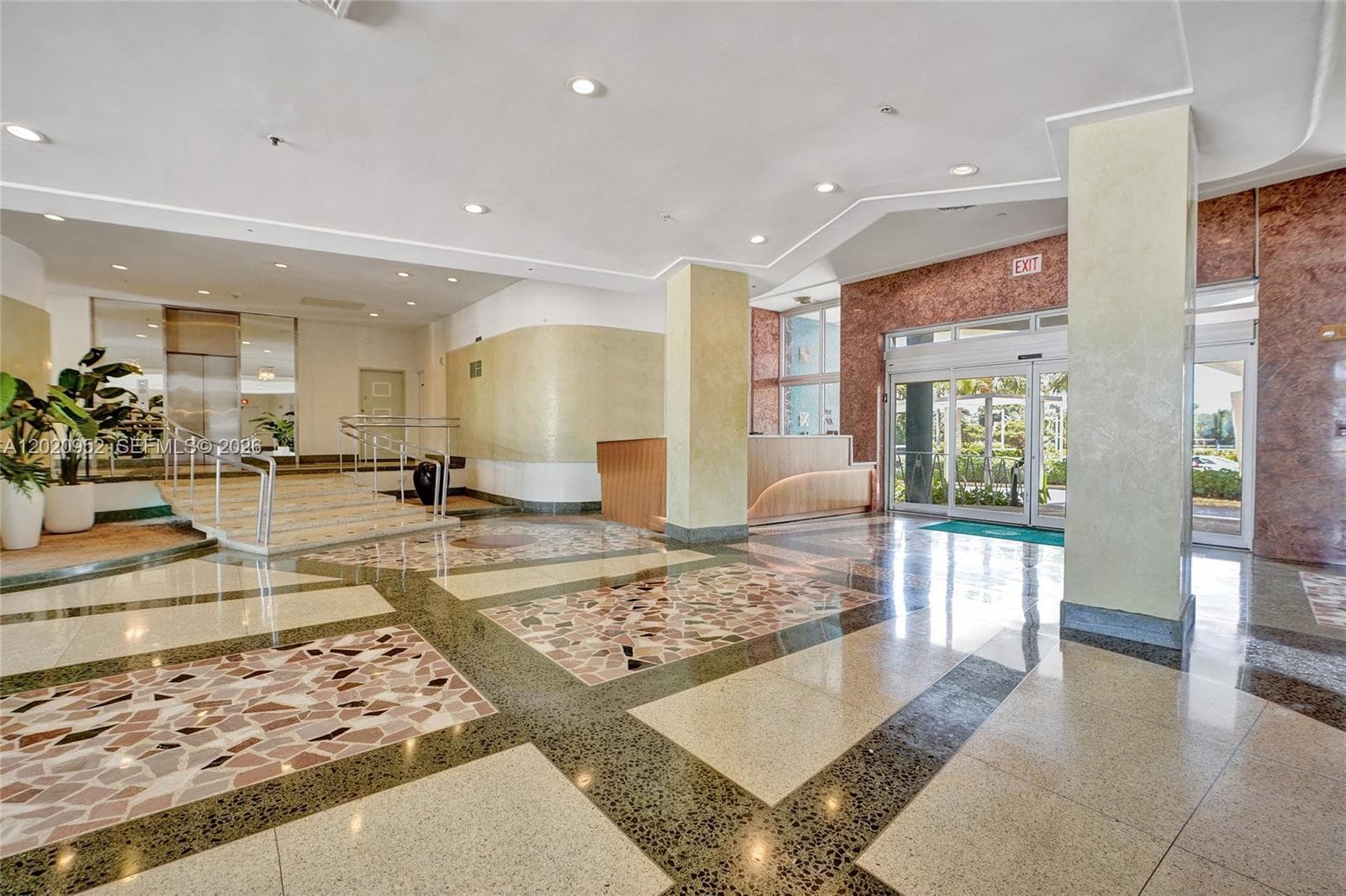 Executive Condo · #3H in Miami Beach - Photo 14
