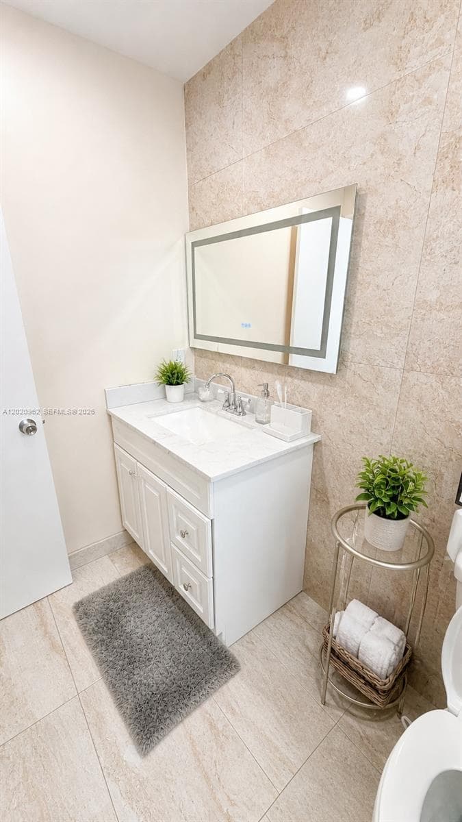 401 SW 109th Ave #14 photo 7