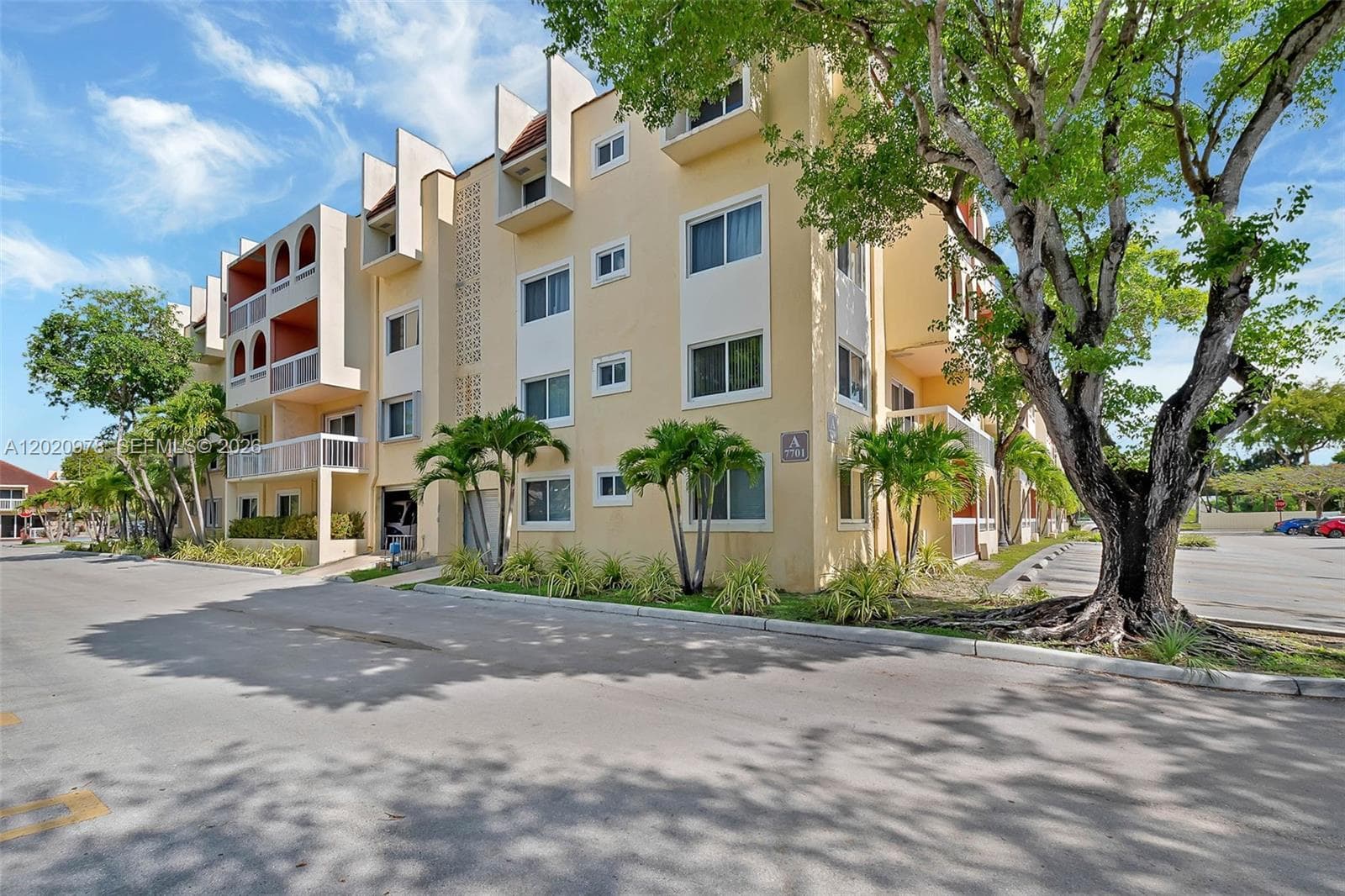 VILLAGE OF KINGS CREEK CO · #A-416 in Miami - Photo 14