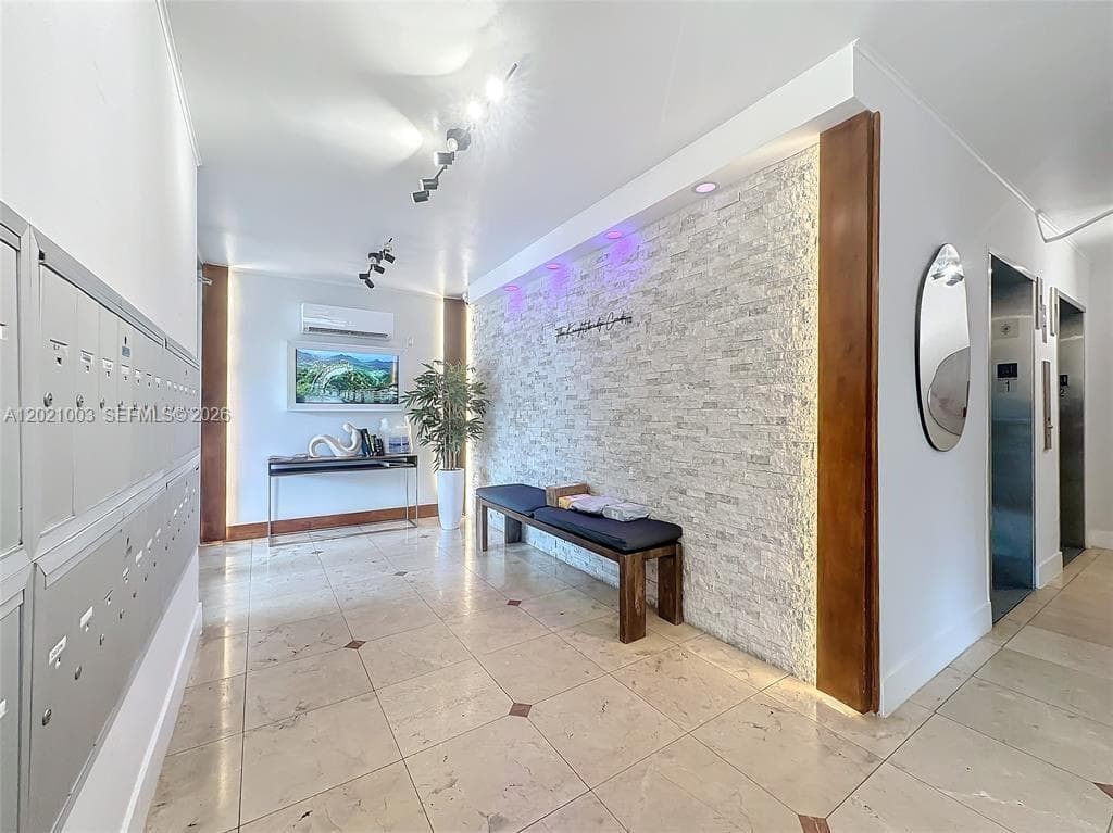 THE KNIGHTSBRIDGE · #705 in Miami Beach - Photo 5