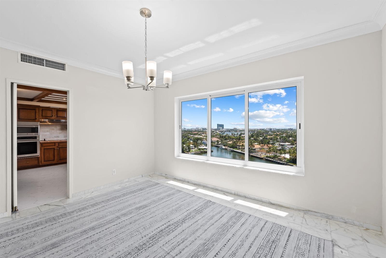5-web-or-mls-_BWP1589