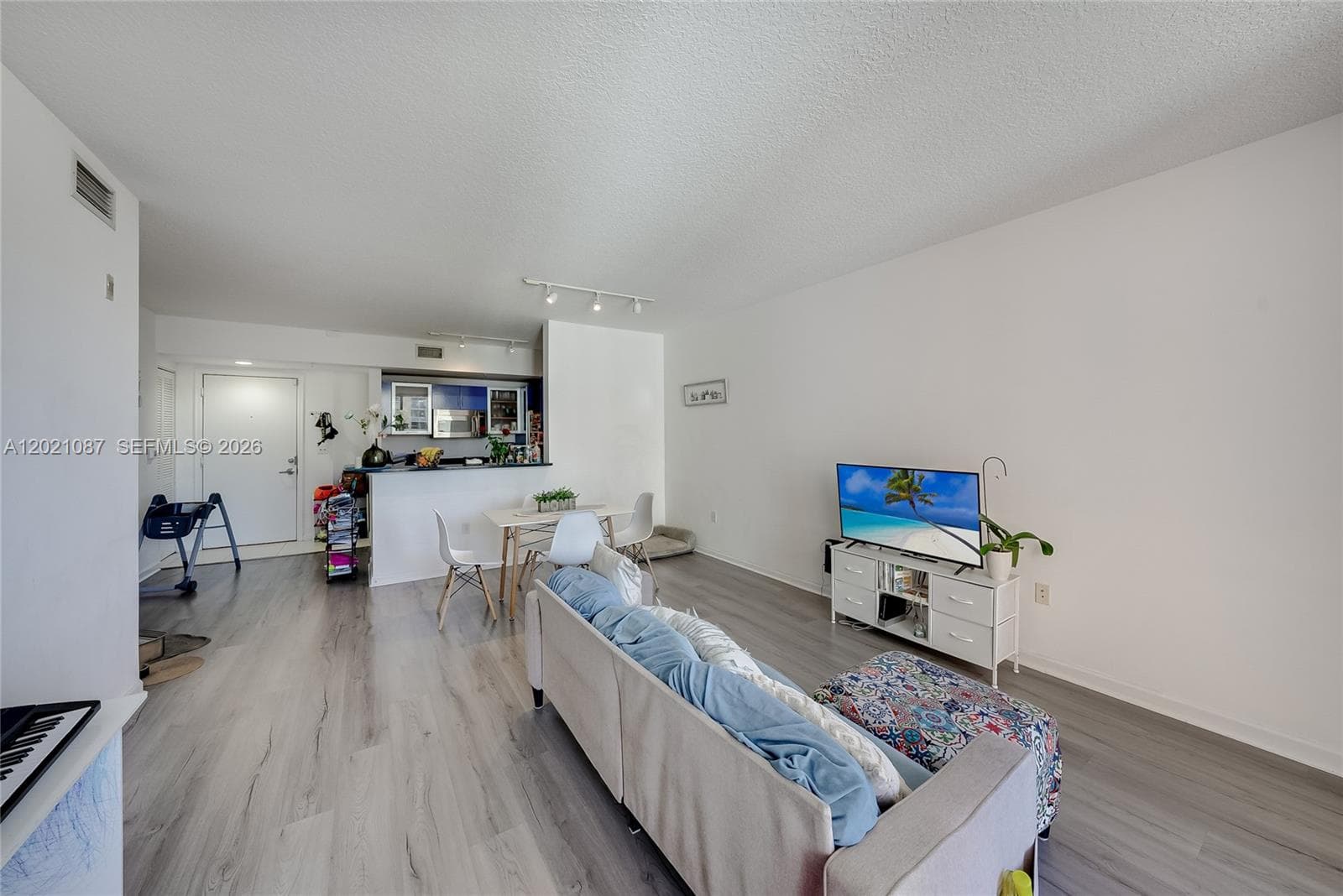 VENTURE AT AVENTURA WEST · #528 in Aventura - Photo 10