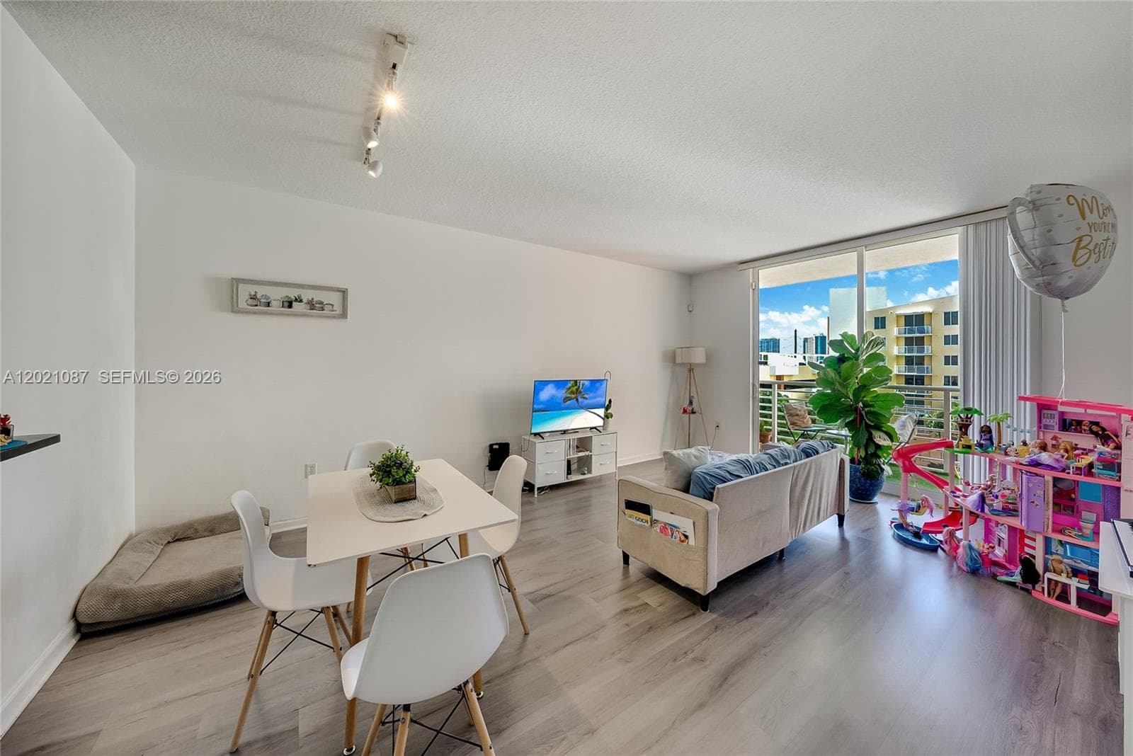 VENTURE AT AVENTURA WEST · #528 in Aventura - Photo 11