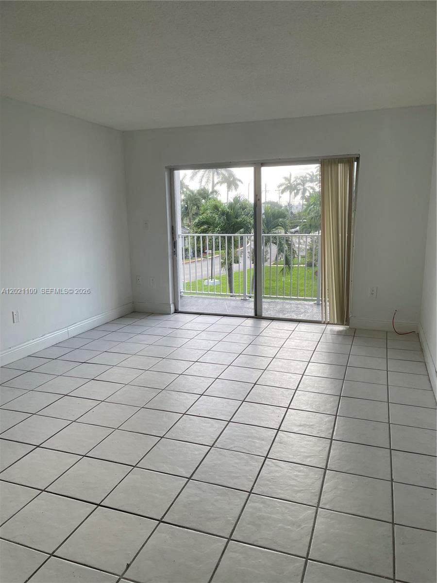DORAL GARDENS II CONDO · #212 in Doral - Photo 7