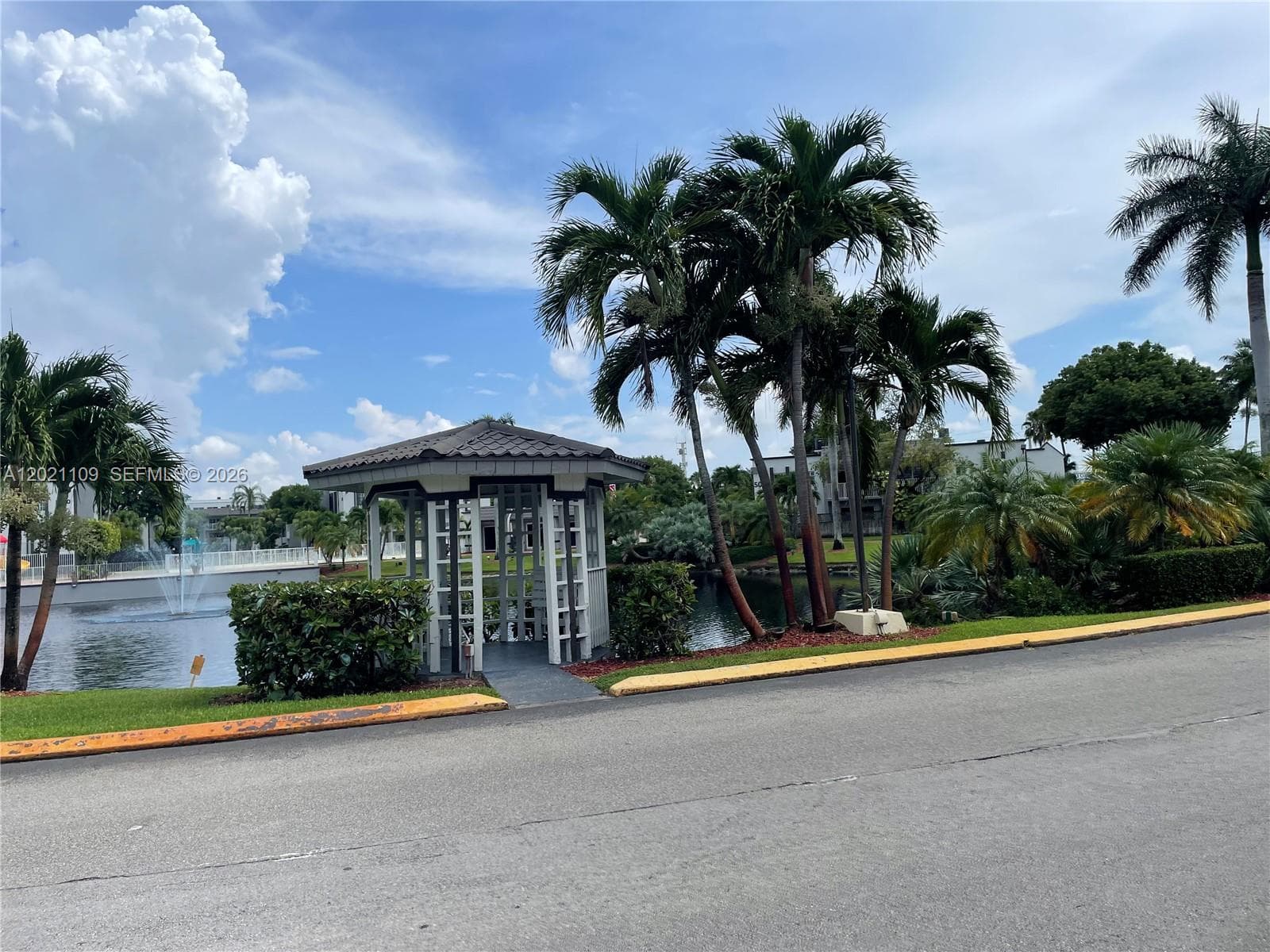 DORAL GARDENS II CONDO · #212 in Doral - Photo 28