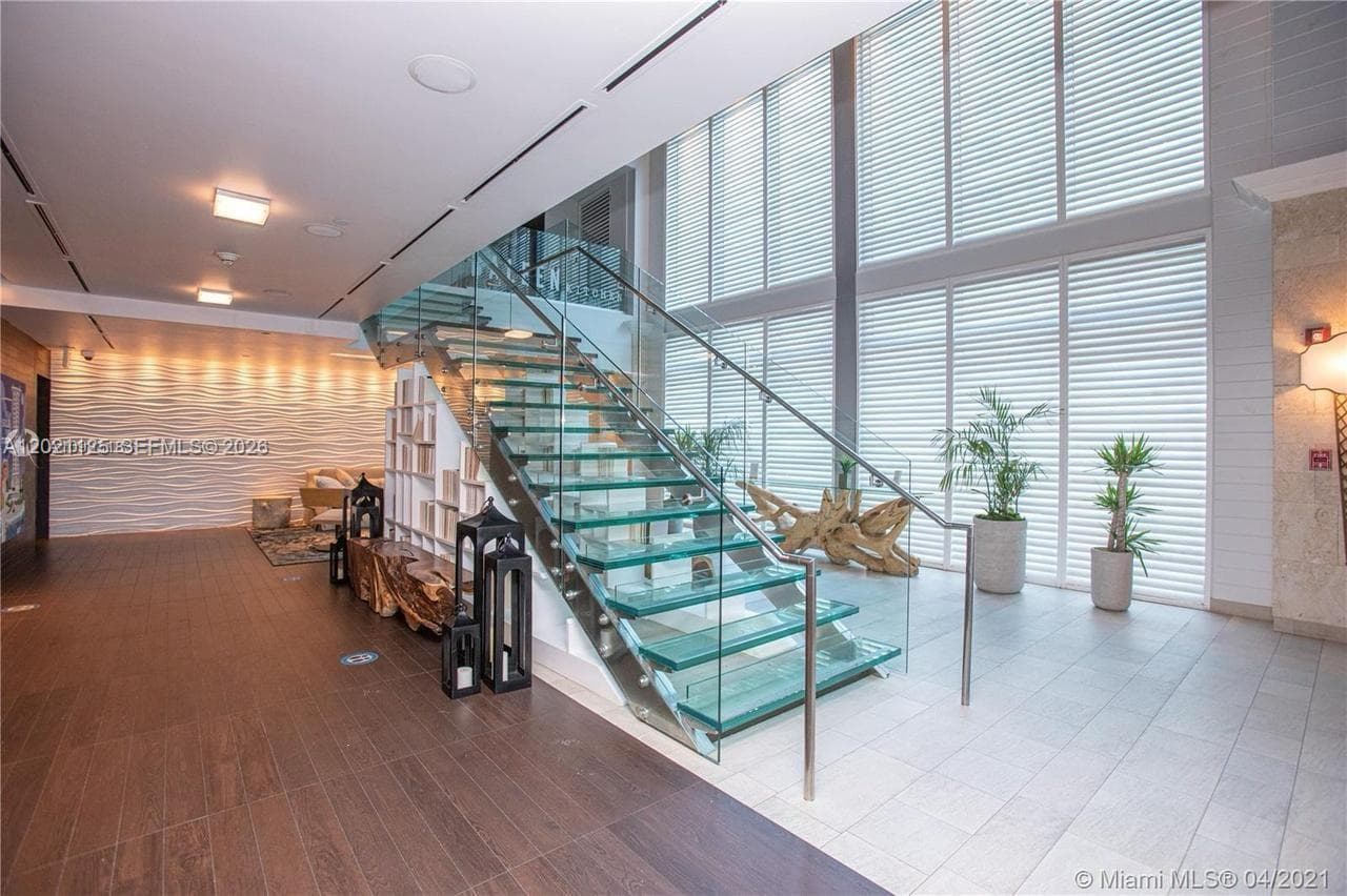 Sole on the Ocean · #1507 in Sunny Isles Beach - Photo 4