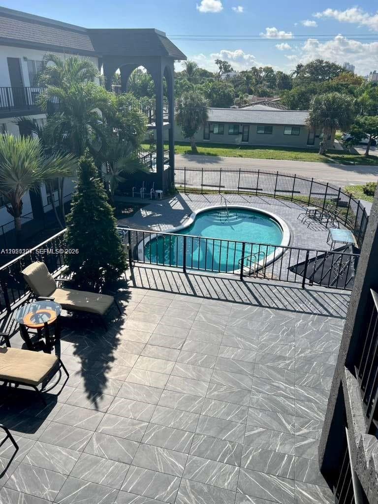SOUTHDALE CONDO · #305 in Fort Lauderdale - Photo 3