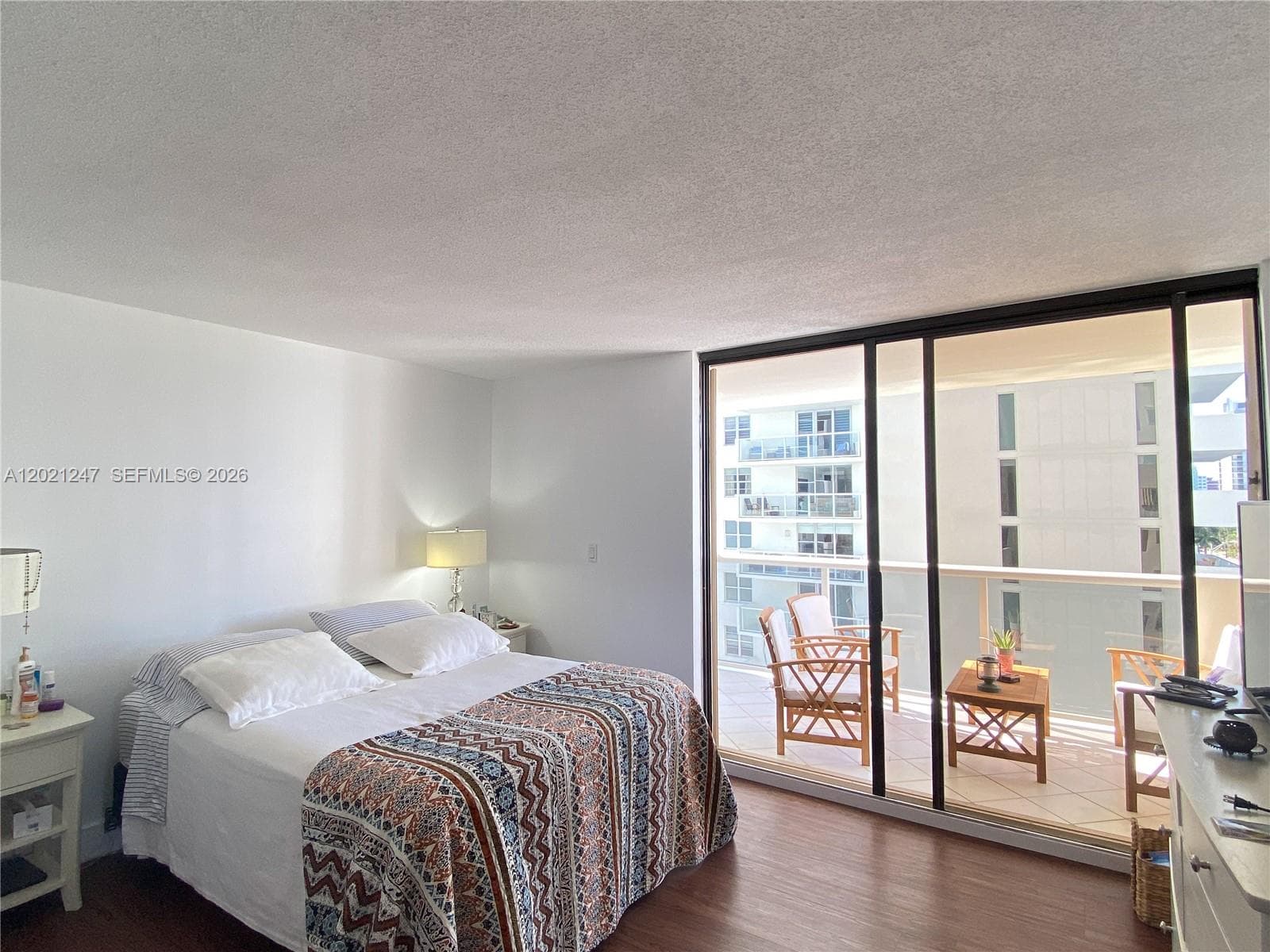 LEXCELLENCE CONDO · #703 in Miami Beach - Photo 9