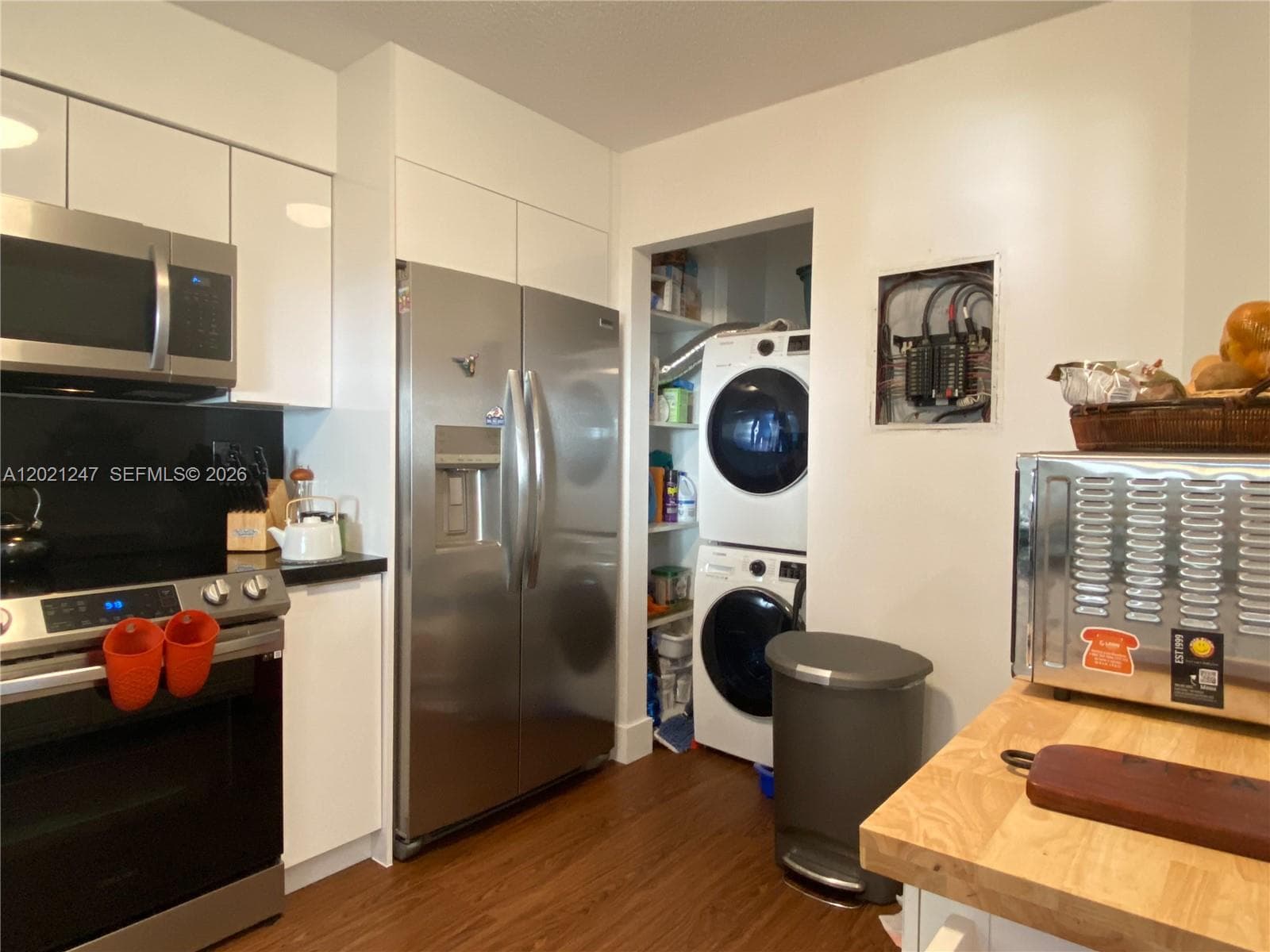 LEXCELLENCE CONDO · #703 in Miami Beach - Photo 8