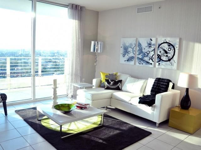 110 Sw 12 Street · #1005 in Miami - Photo 3