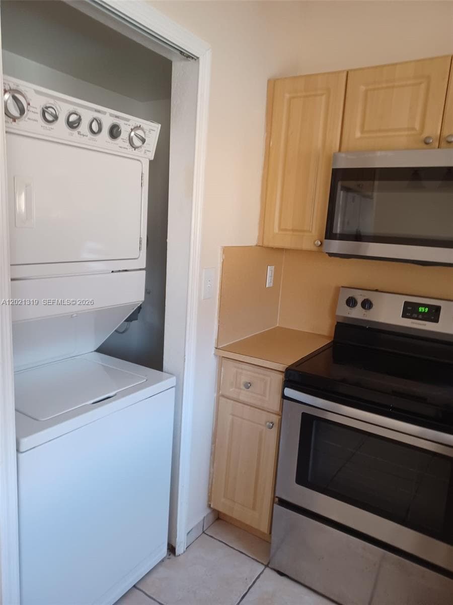 BELLEVIEW VILLAS CONDO 1 · #202 in Hialeah - Photo 5