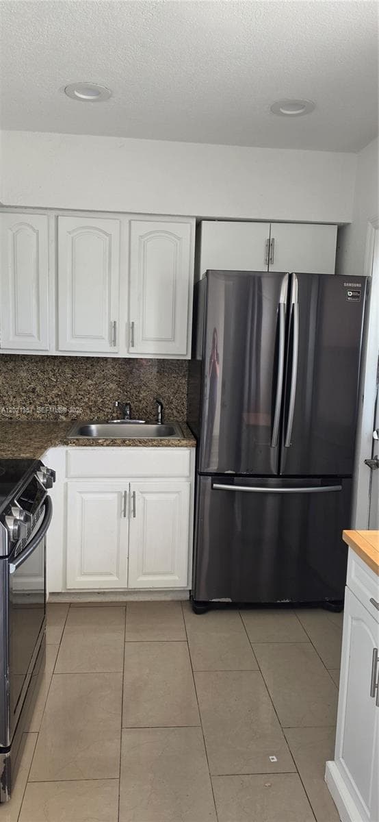 BISC LAKE GARDENS CONDO N · #D336 in Aventura - Photo 1