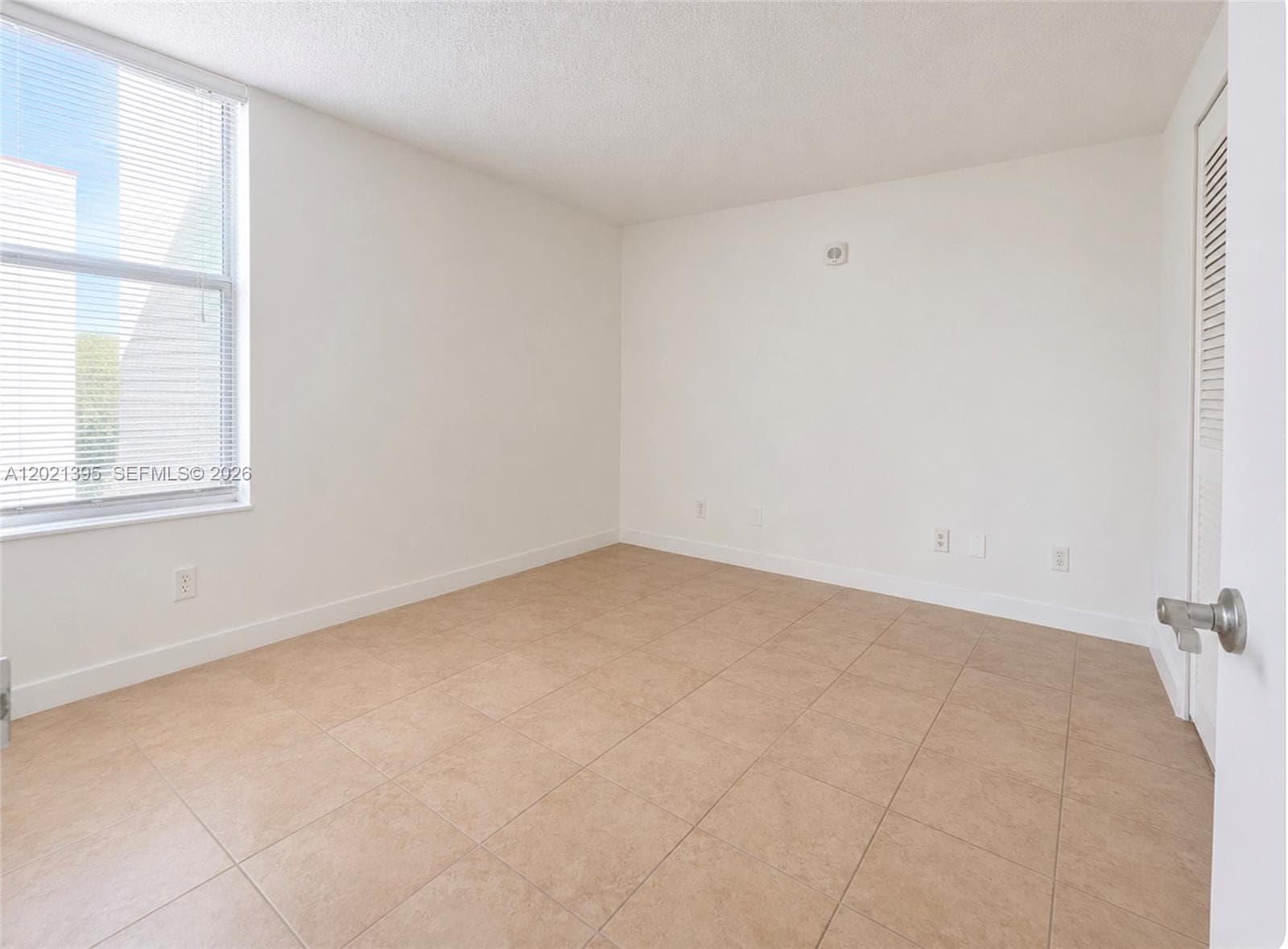 KEYSTONE TOWERS CONDO · #310 in North Miami - Photo 10