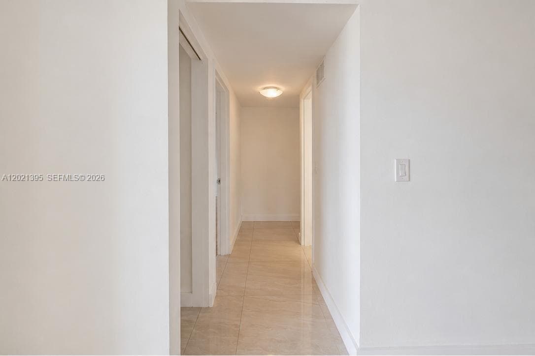 KEYSTONE TOWERS CONDO · #310 in North Miami - Photo 4