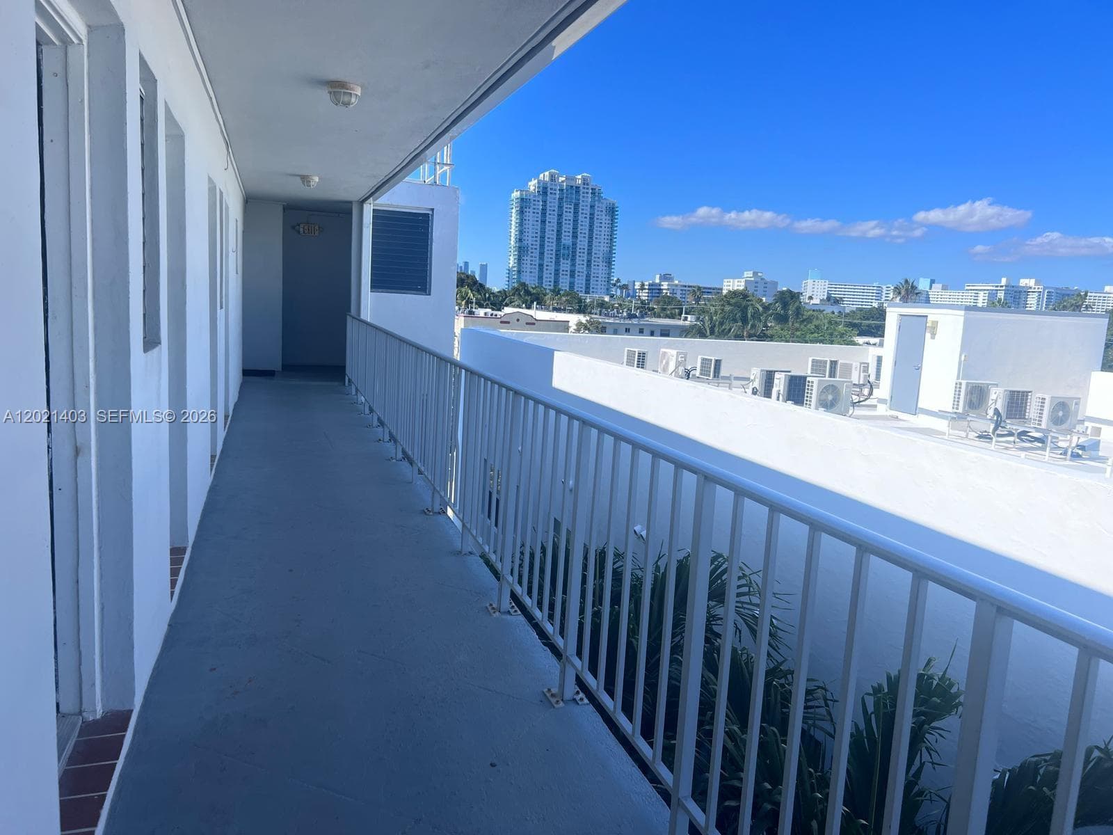 STAR MERIDIAN CONDO · #503 in Miami Beach - Photo 13