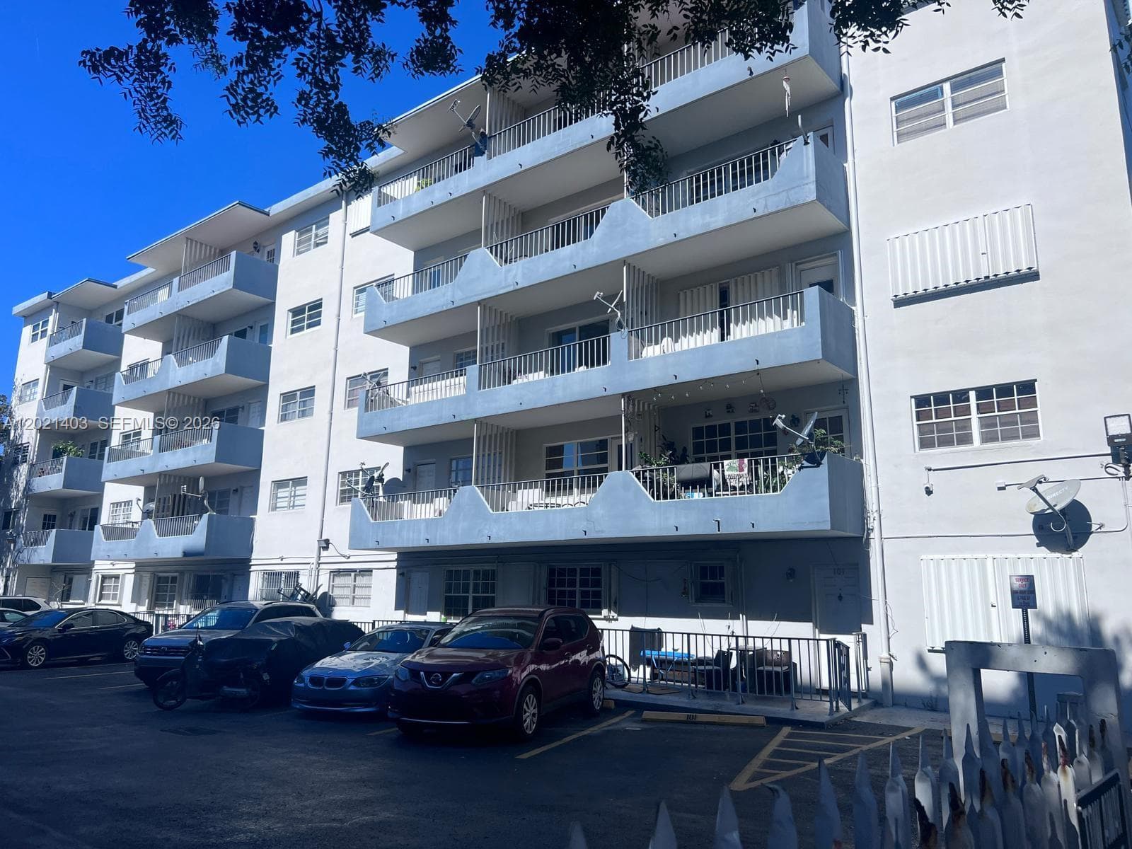 STAR MERIDIAN CONDO · #503 in Miami Beach - Photo 20