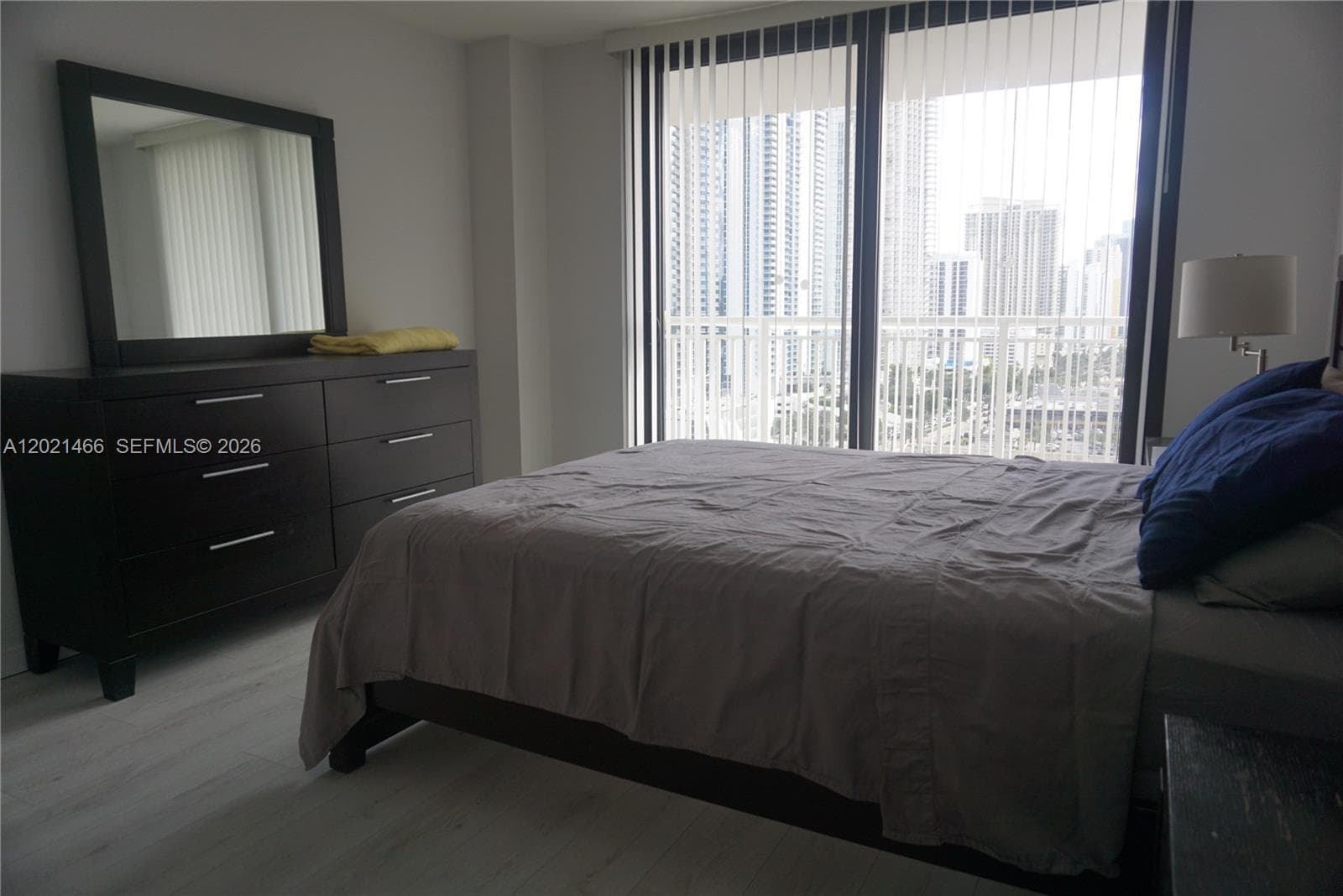 WINSTON TOWERS 600 CONDO · #1904 in Sunny Isles Beach - Photo 11
